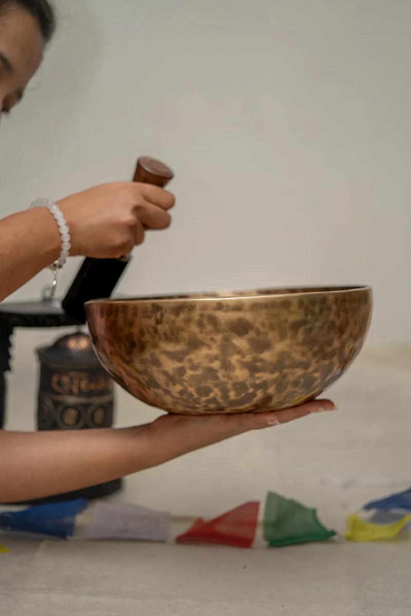 Antique style Himalayas Singing Bowl - Image 8