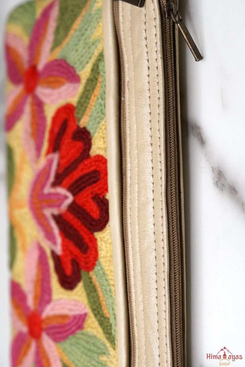 Colourful Wristlet Purse - Image 17