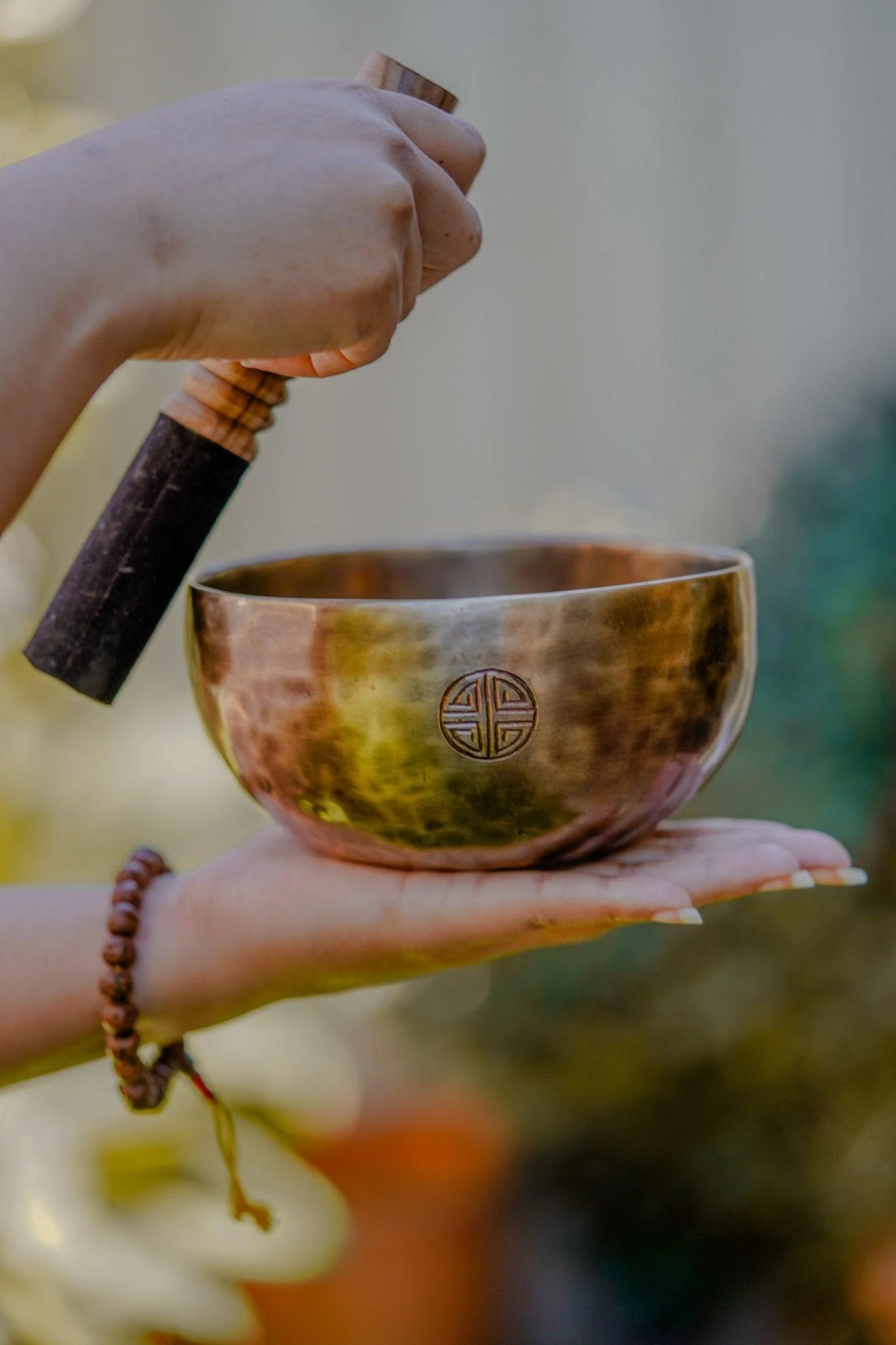 Himalayas Full Moon Singing Bowl - Image 3