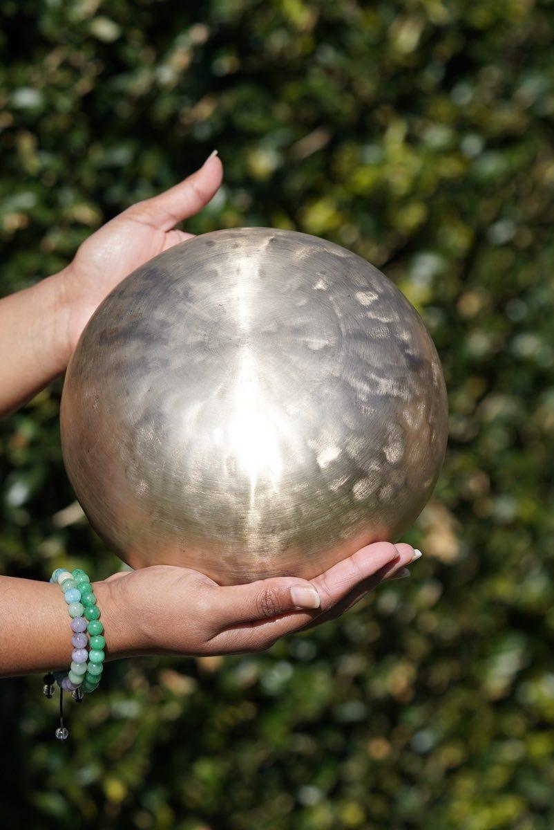 Himalayas Handmade Singing Bowl - Image 5