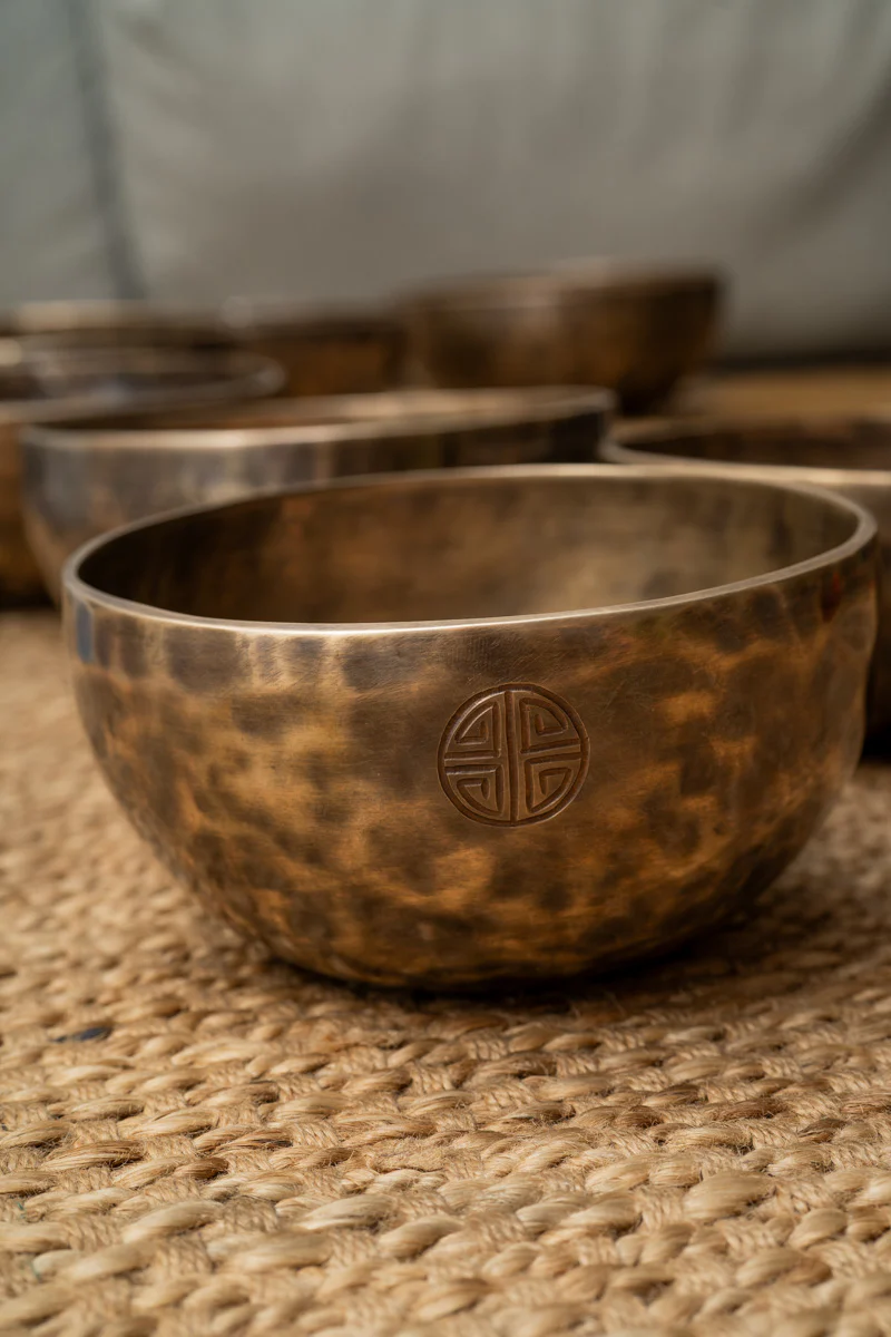 Full Moon Set of 7 Singing Bowls - Image 5