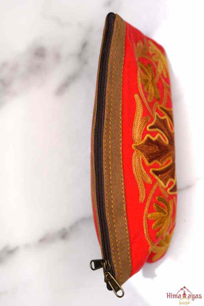 Special Cosmetics Hand Pouch - Image 7