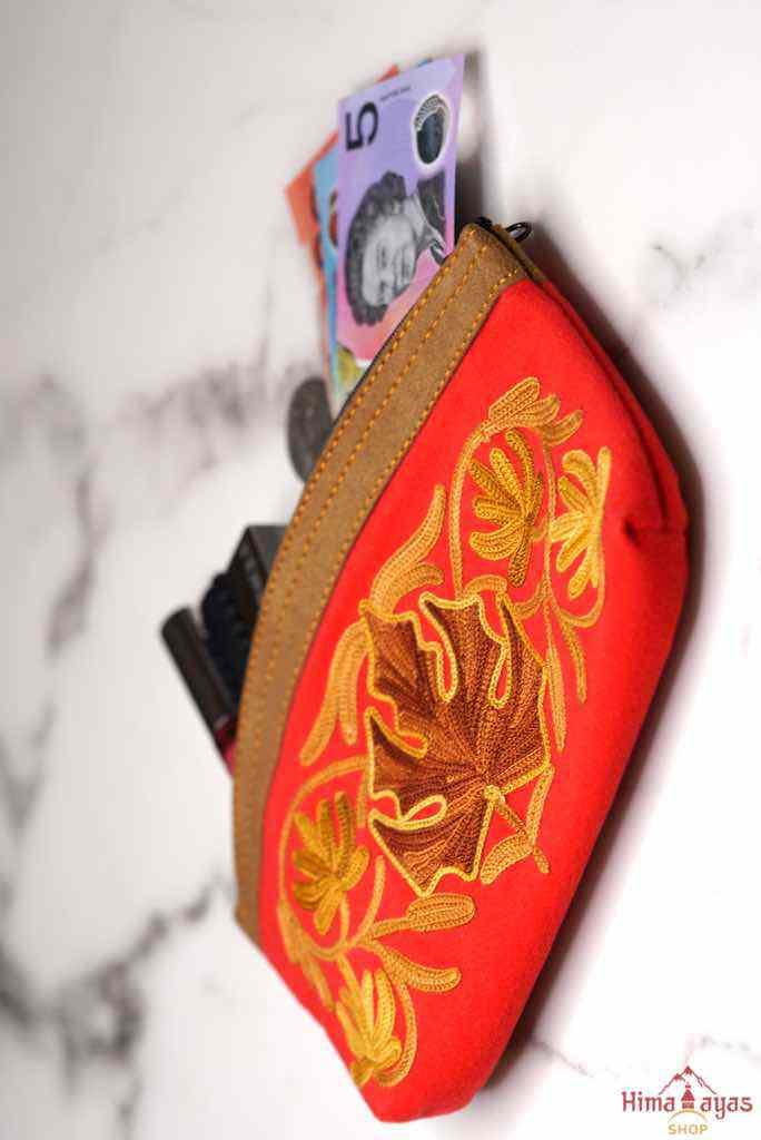 Special Cosmetics Hand Pouch - Image 8